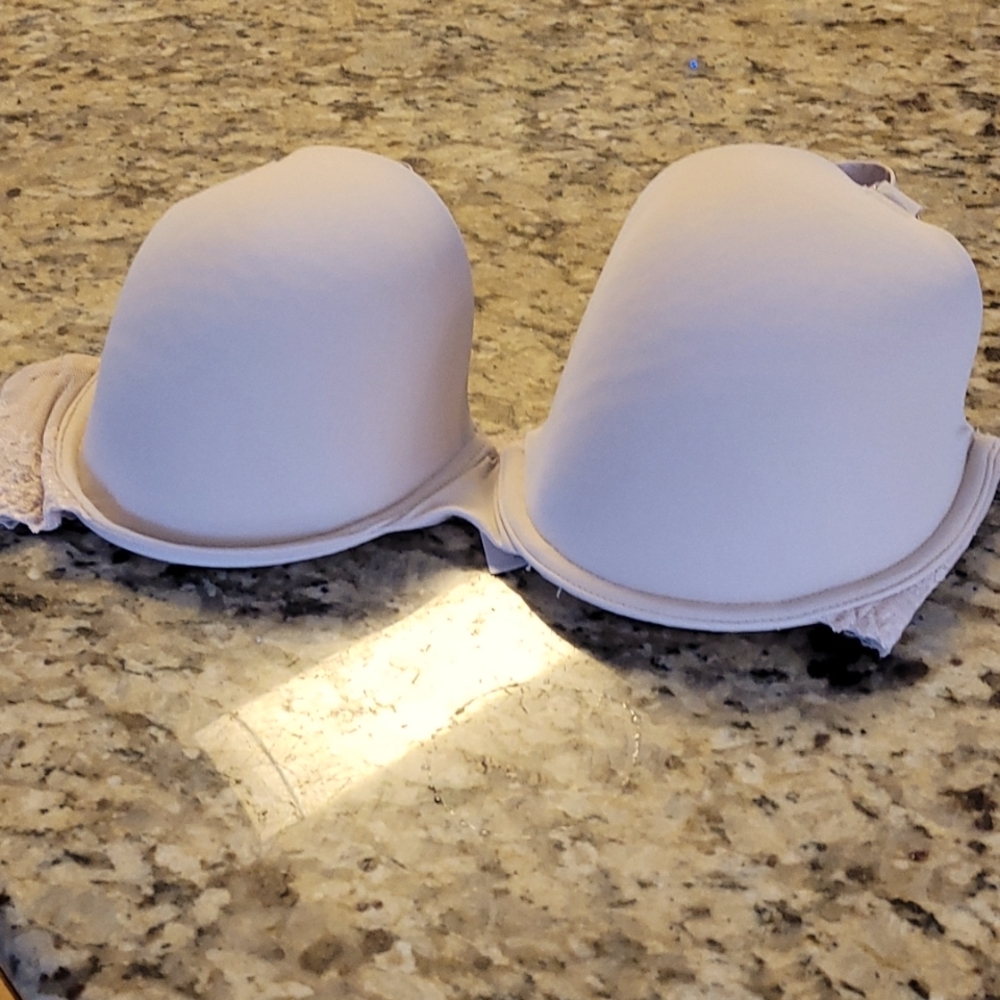 Dorina Bra